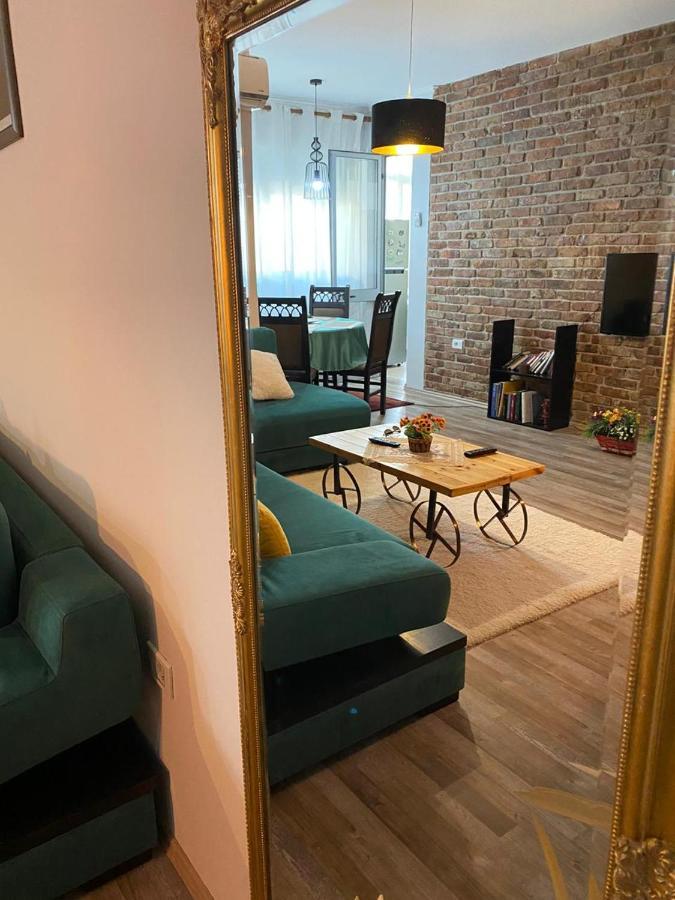 Ultra Apartments 'New Baazar' Tirana Exteriör bild